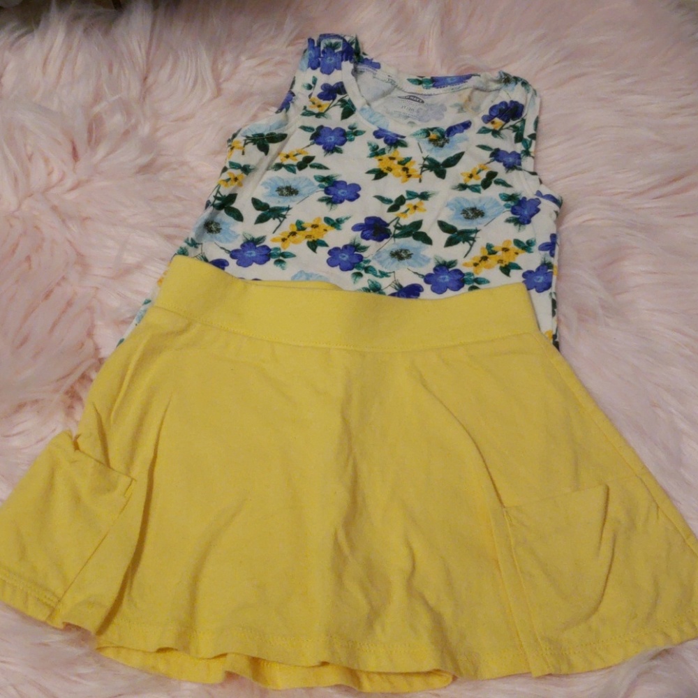 Flowered top with skirt